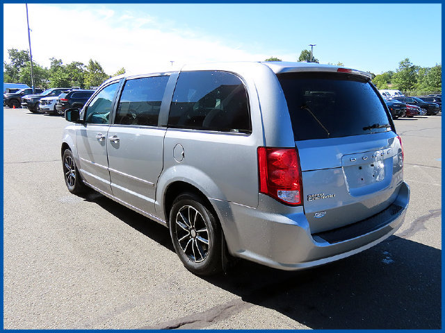 Used 2015 Dodge Grand Caravan SE FWD image 5