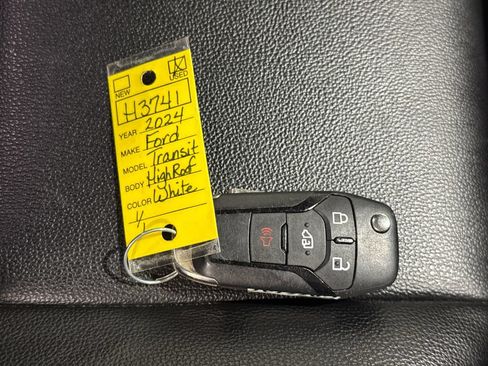 Used 2024 Ford Transit 250 148 High Roof Extended AWD w/ Load Area Protection Package image 38