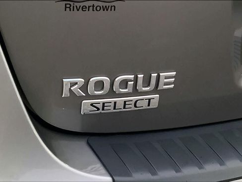 Used 2015 Nissan Rogue S w/ Convenience Package AWD/4WD image 30