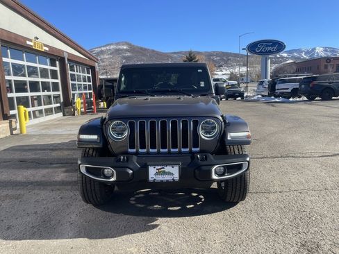 Used 2021 Jeep Wrangler Unlimited Sahara image 9