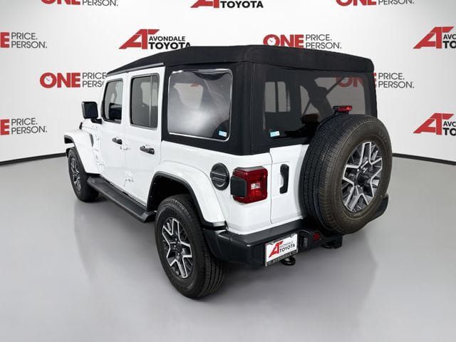 Used 2024 Jeep Wrangler Unlimited Sahara AWD/4WD image 5