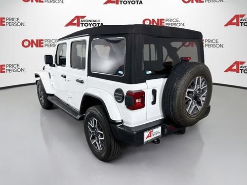Used 2024 Jeep Wrangler Unlimited Sahara AWD/4WD image 5
