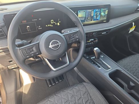 New 2026 Nissan Kicks SV w/ Charging Package FWD image 14