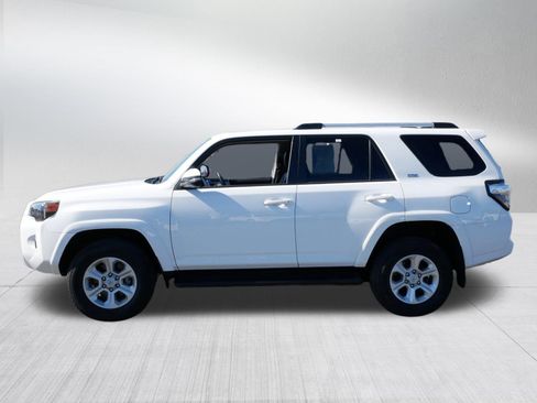Certified 2024 Toyota 4Runner SR5 Premium image 4