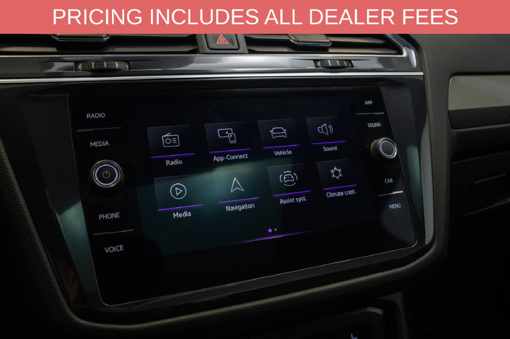 Used 2022 Volkswagen Tiguan SE R-Line AWD/4WD image 16