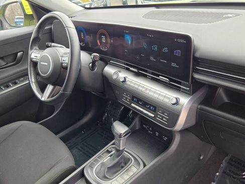 Used 2024 Hyundai Kona SEL AWD/4WD image 5
