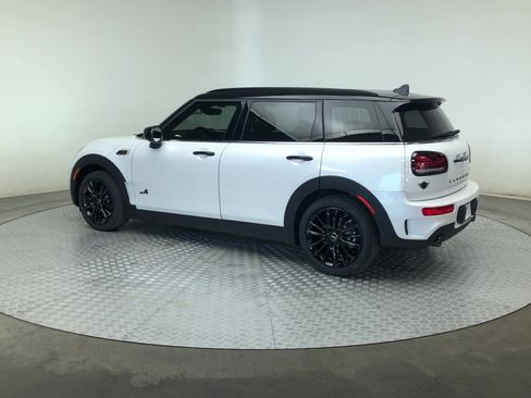 Certified 2024 MINI Cooper Clubman S image 6