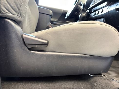 Used 2021 Toyota Tacoma SR RWD image 32