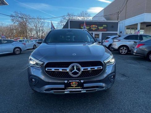 Used 2021 Mercedes-Benz GLA 250 4MATIC w/ Premium Package image 2