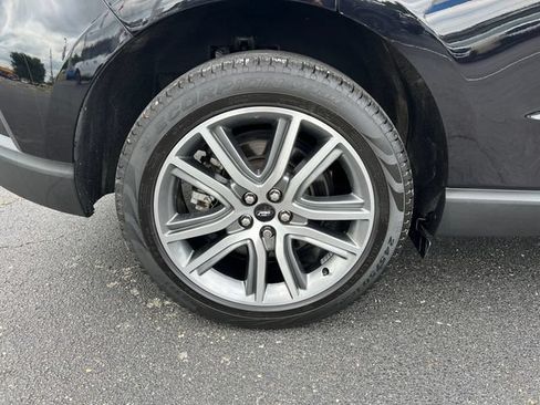 Certified 2024 Ford Edge Titanium AWD/4WD image 10
