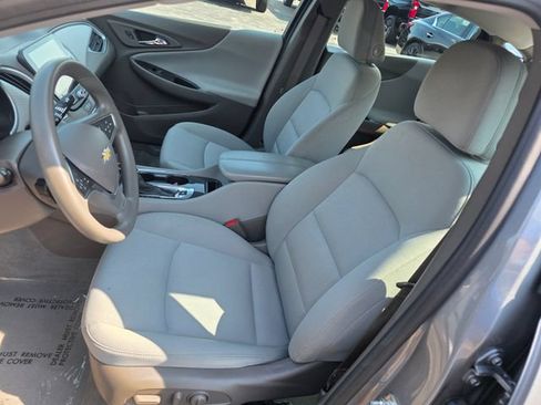 Used 2023 Chevrolet Malibu LT FWD image 22