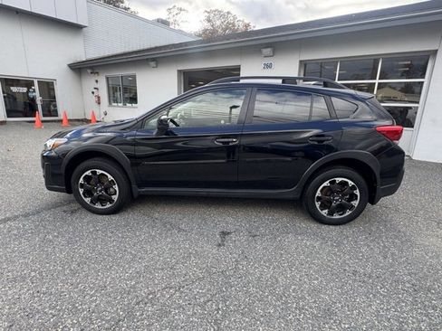 Used 2023 Subaru Crosstrek 2.0i Premium image 6