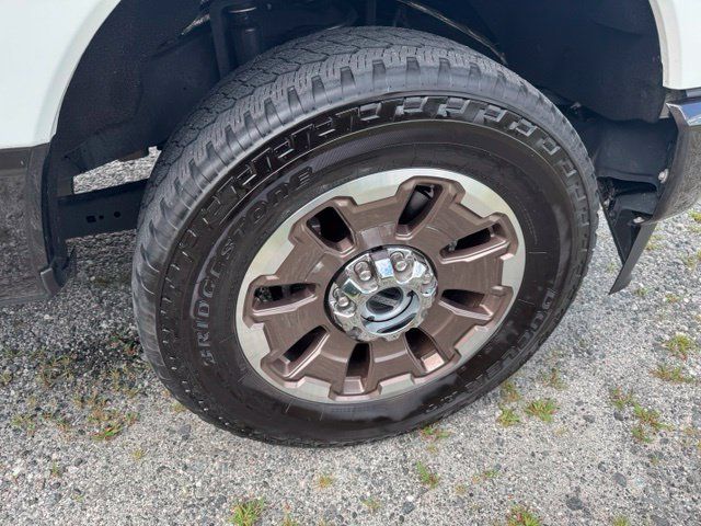 Used 2025 Ford F350 King Ranch AWD/4WD image 10