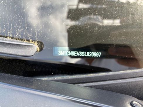 Used 2025 Nissan Versa SV image 22