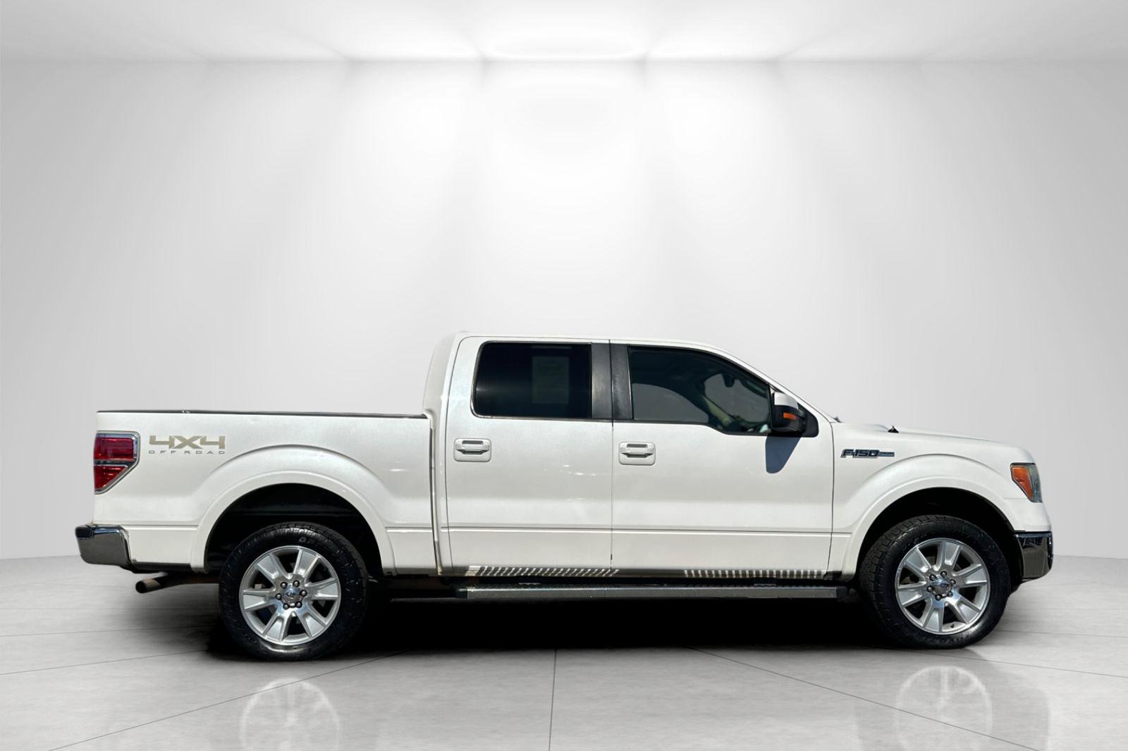 Used 2012 Ford F150 Lariat w/ Lariat Plus Pkg AWD/4WD image 2