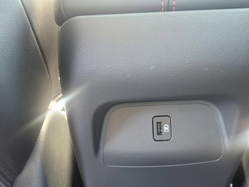 Used 2024 Nissan Sentra SR w/ SR Premium Package FWD image 25