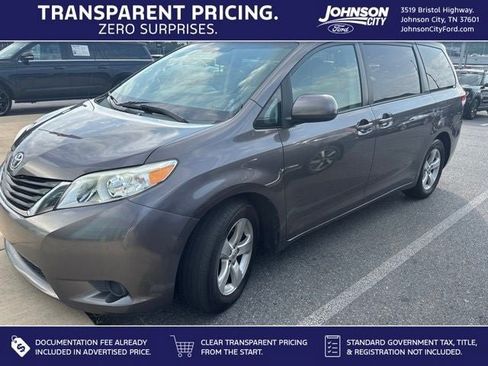 Used 2012 Toyota Sienna LE FWD image 1