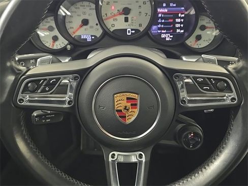 Used 2017 Porsche 911 Carrera 4S image 28