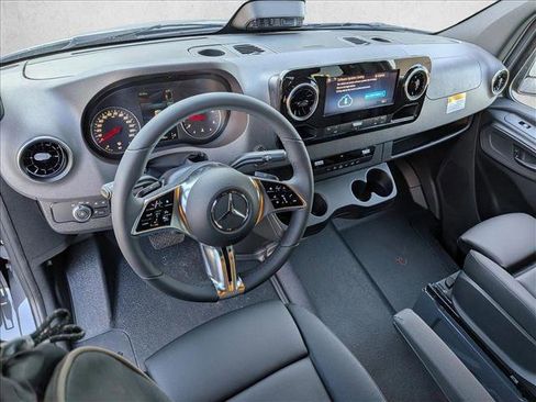 New 2026 Mercedes-Benz Sprinter 2500 image 3