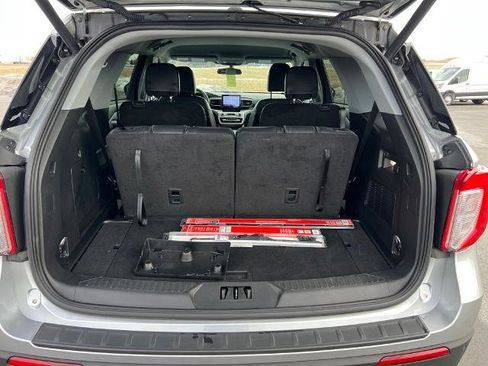 Certified 2023 Ford Explorer XLT w/ Equipment Group 202A image 28