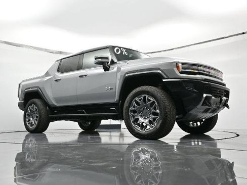 New 2025 GMC Hummer EV 3X image 39