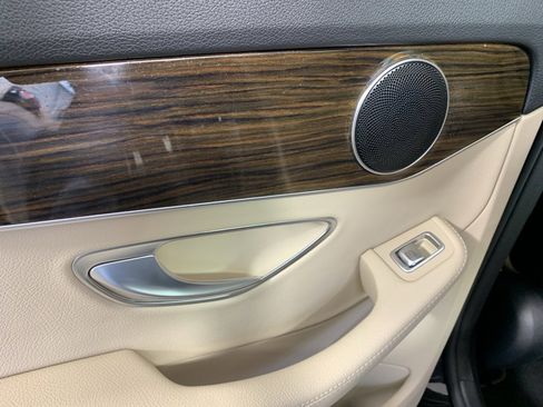 Used 2020 Mercedes-Benz C 300 C300 image 34