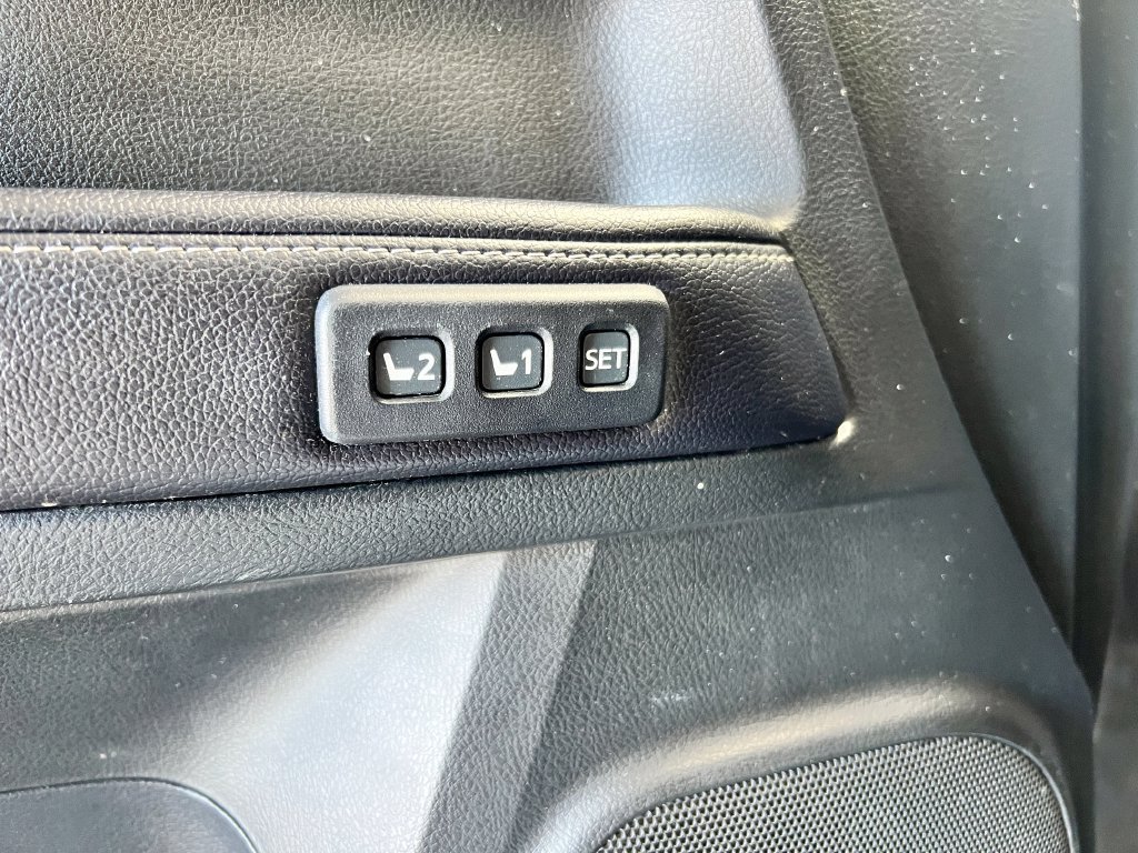 Used 2019 Toyota 4Runner Limited AWD/4WD image 27