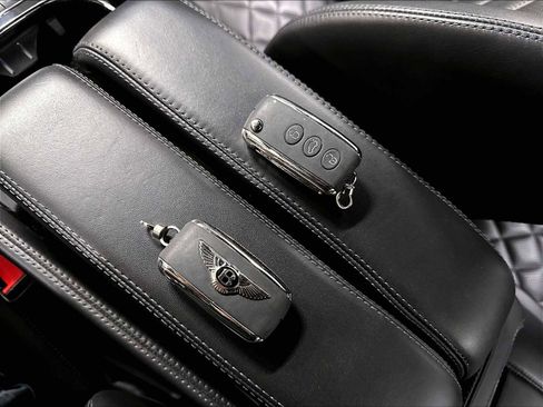 Used 2017 Bentley Continental GT AWD/4WD image 36