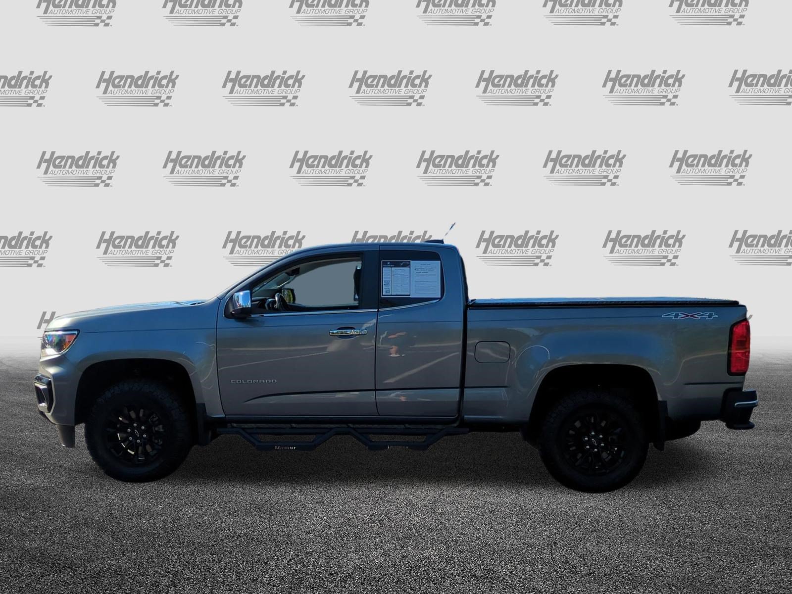 Used 2022 Chevrolet Colorado LT w/ LT Convenience Package AWD/4WD image 7