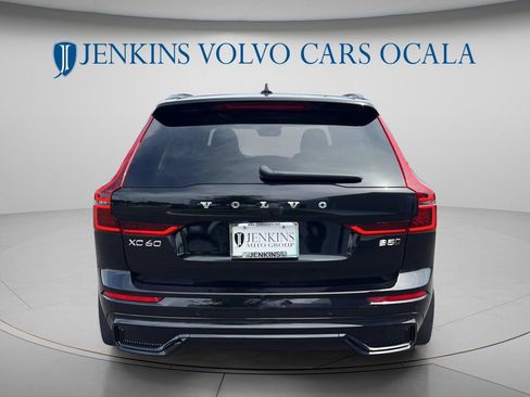 New 2026 Volvo XC60 B5 Plus AWD/4WD image 4
