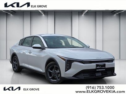 New 2025 Kia K4 LXS
