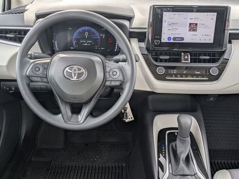 Used 2026 Toyota Corolla LE image 13