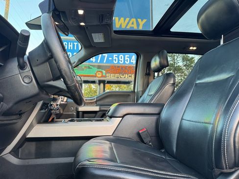 Used 2019 Ford F450 Lariat w/ Lariat Ultimate Package image 14