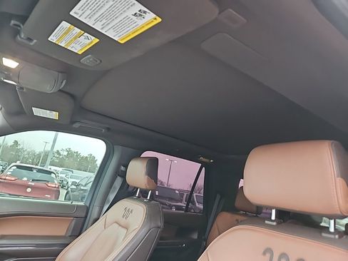 Used 2022 Ford Expedition King Ranch image 18