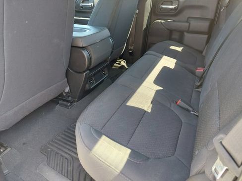 Used 2022 Chevrolet Silverado 2500 Custom w/ Custom Convenience Package AWD/4WD image 31