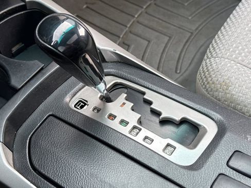 Used 2005 Toyota 4Runner SR5 image 22