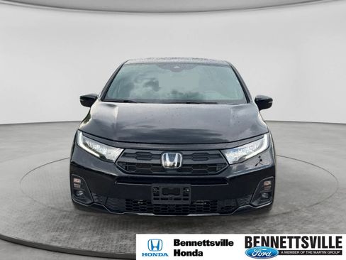 Used 2025 Honda Odyssey Sport-L image 2
