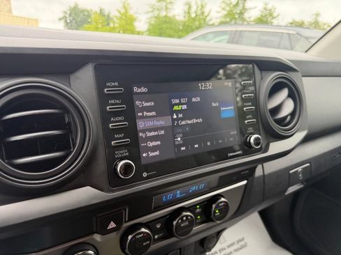 Certified 2023 Toyota Tacoma SR AWD/4WD image 19
