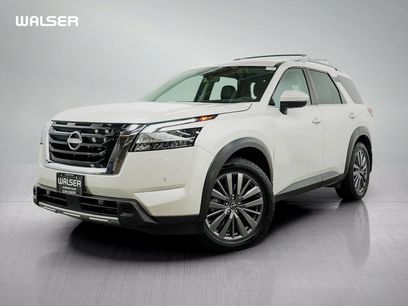 Used 2023 Nissan Pathfinder SL w/ SL Premium Package