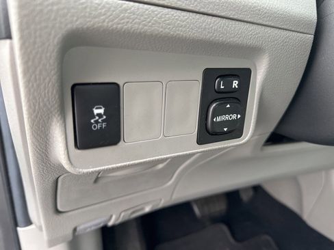 Used 2012 Toyota Corolla LE image 8