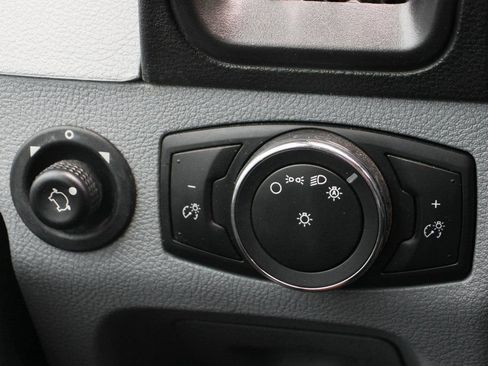 Used 2019 Ford Transit 350 XLT RWD image 25