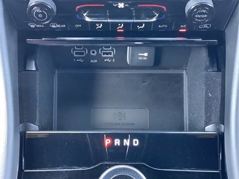 Certified 2022 Jeep Grand Cherokee L Altitude image 17