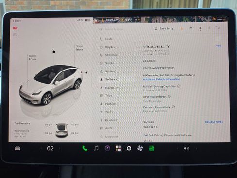 Used 2023 Tesla Model Y AWD image 3