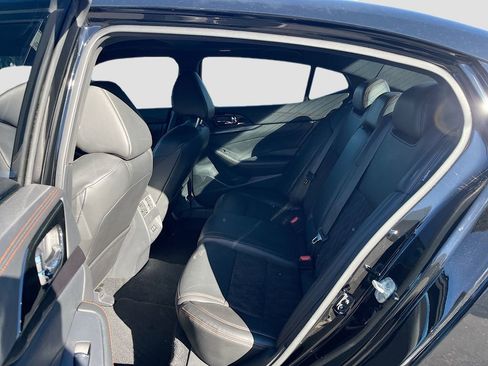 Used 2021 Nissan Maxima SR w/ Sport Mat Group FWD image 25