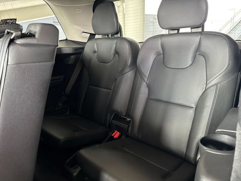 Certified 2023 Volvo XC90 T8 Plus AWD/4WD image 14