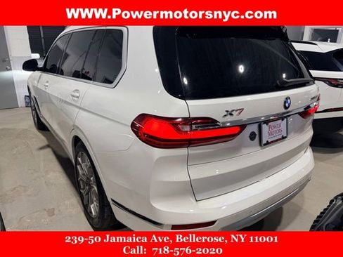 Used 2022 BMW X7 xDrive40i w/ Premium Package image 2