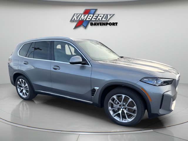 Used 2026 BMW X5 xDrive50e AWD/4WD image 7