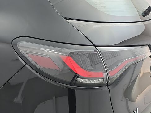 Used 2023 Honda HR-V LX image 33