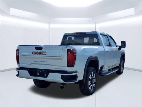 Used 2024 GMC Sierra 2500 Denali w/ Denali Reserve Package AWD/4WD image 22