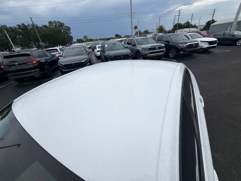 Used 2019 Volkswagen Jetta GLI FWD image 14